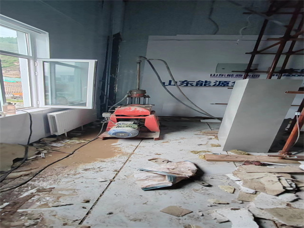 巨野地基基础下沉墙体裂缝加固注浆顶升施工